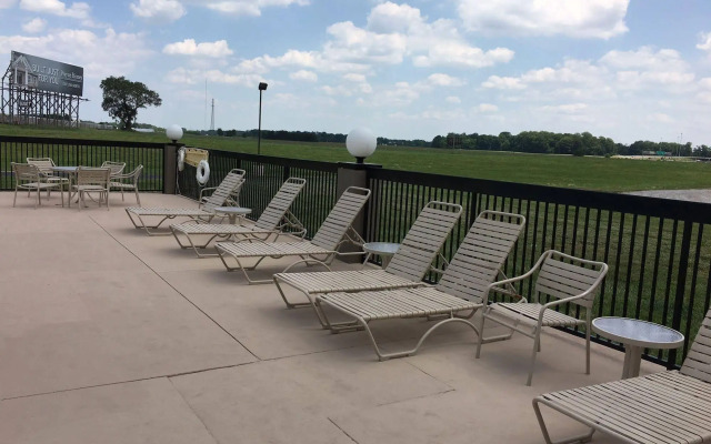 Country Inn & Suites by Radisson, Sandusky South, OH