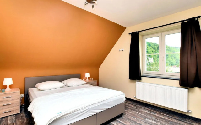 Holiday Home in Hastiere Near Forest
