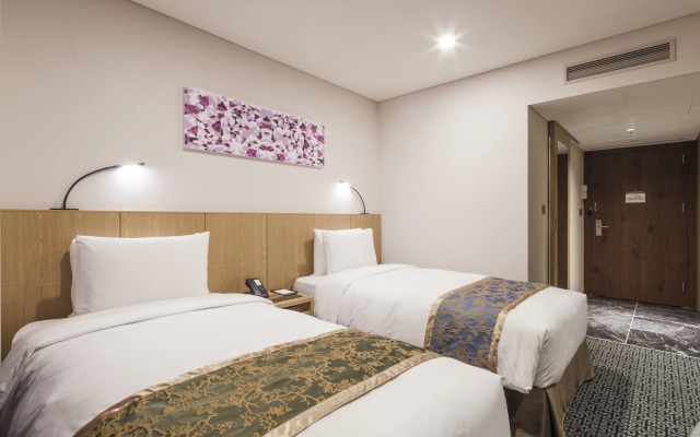 voco Seoul Myeongdong by IHG