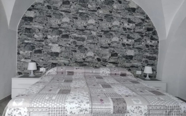 Tourist House La Castellana