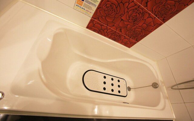 Yangpyeong Show Hotel
