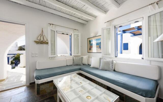 Paros 3 bedrooms Messonette for 6 persons by MPS