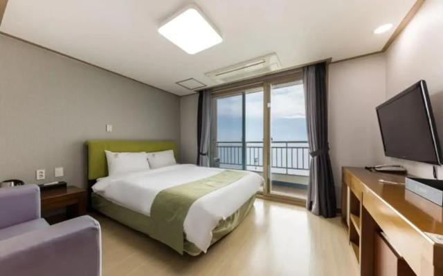 Boryeong (Daecheon) Mud Beach Hotel