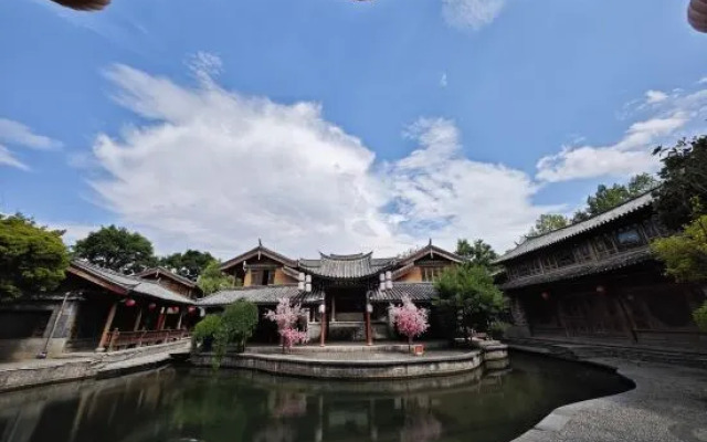 Lijiang Wuge Inn