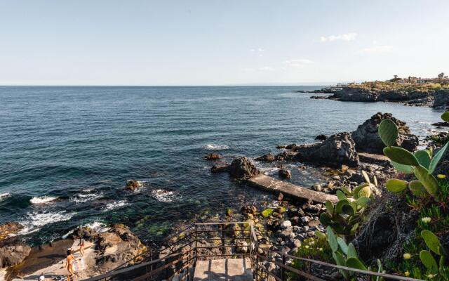 Casa Magnolia in Aci Castello