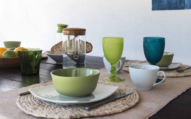 Sesimbra Stylish Villa by Homing