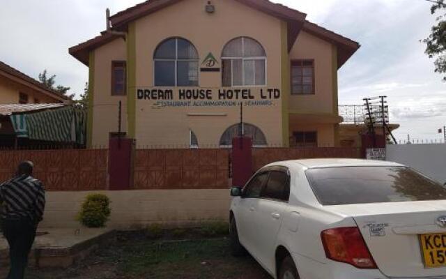 Dream House Hotel Ltd