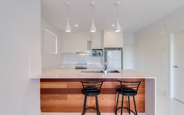Broadwater Ave 1/19
