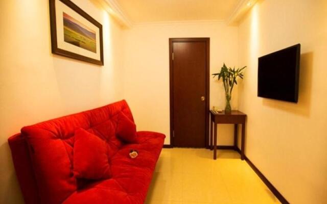 GreenTree Inn Liaoning Jinzhou Railway Station Express Hotel