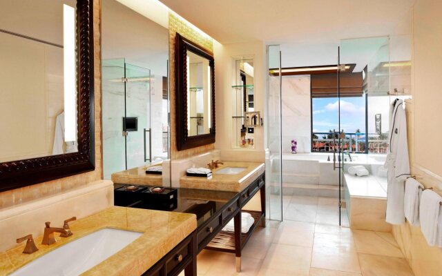 The St. Regis Sanya Yalong Bay Resort