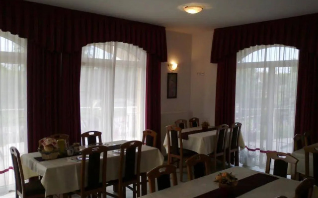 Rózsa Villa