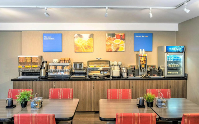 Comfort Inn Winnipeg Airport