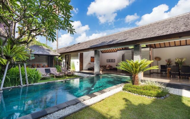 Beautiful Villa With Private Pool, Bali Villa 2028