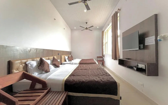 Lucent The Homely Hotel