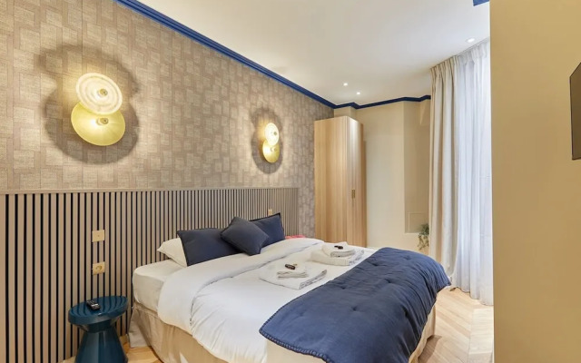 Incredible AC Apartment 3 Bedrooms Center of Paris