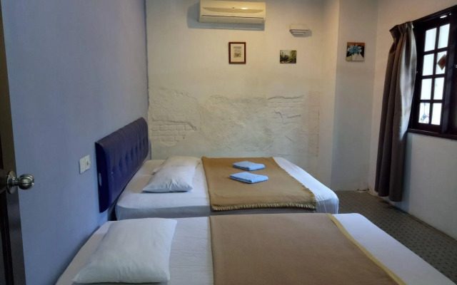 River One Residence - Hostel
