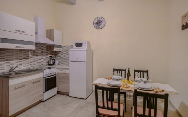 Valletta Republic Street Apartment