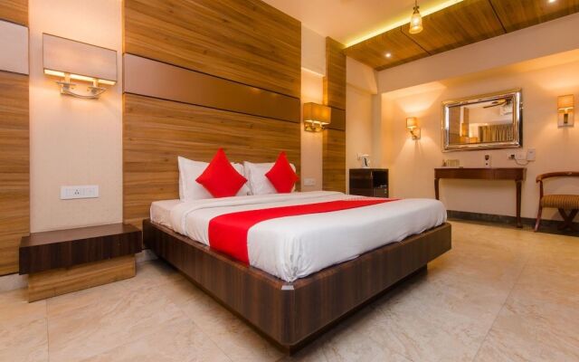 OYO 14699 Hotel Nakshatra Regency