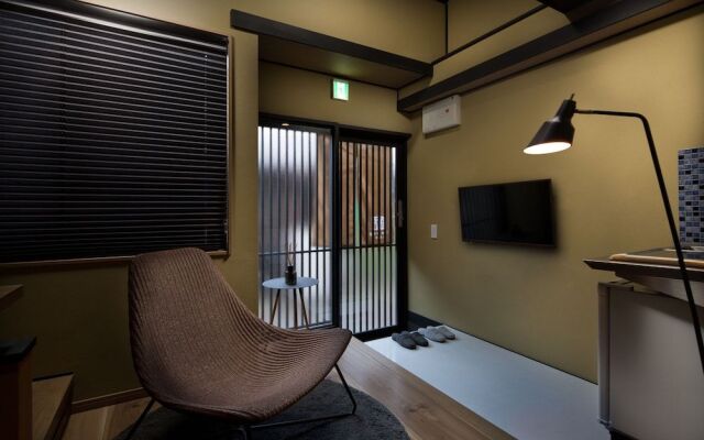 Tsumugi Hachijo Muromachi