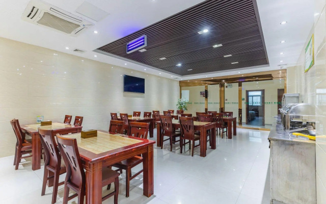 GreenTree Inn LiuAn HuoQiu County JianXing Road Express Hotel