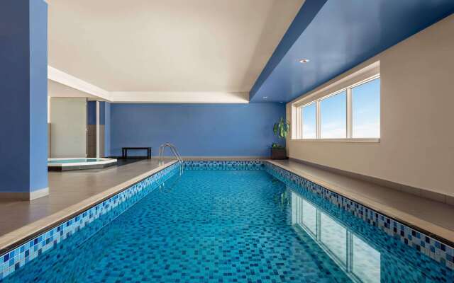 Ramada Plaza by Wyndham Dubai Deira