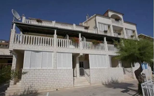 Apartments Mario Tudor
