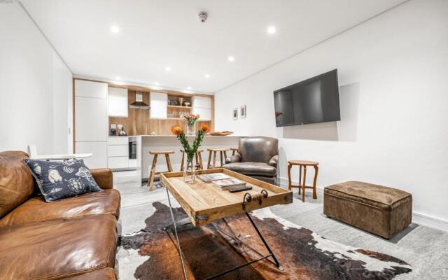 17 Marine - 2 Bedroom Garden Apt104