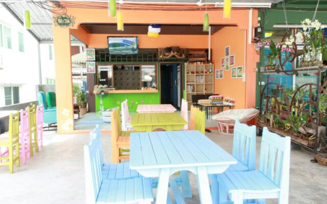 OYO 586 I Hostel Phuket