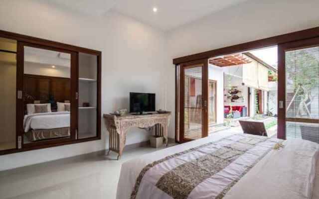 Villa Ambermoon