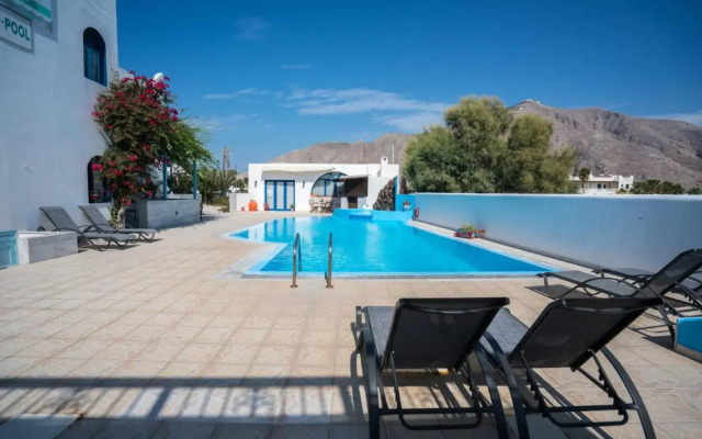 Limnes Villas