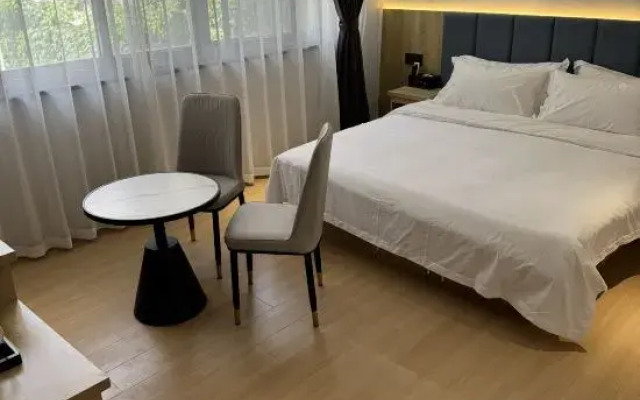 Qingfeng HotelXuanwu LakeZhongda Hospital Southeast University
