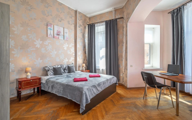 на Марата 66/22