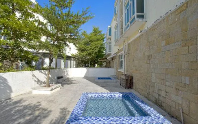 Jiangmen ancient dou spring villa