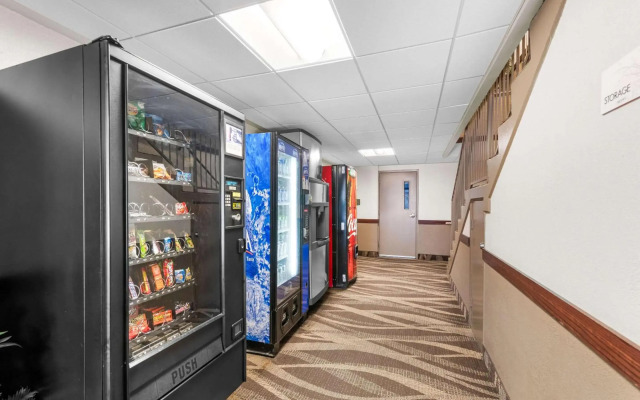 Quality Inn & Suites Columbus