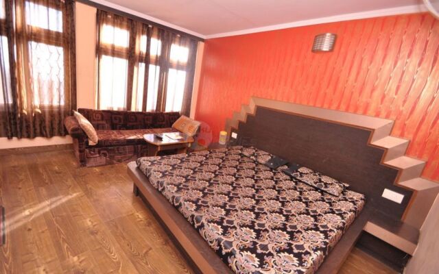 Hotel Sidharth Regency