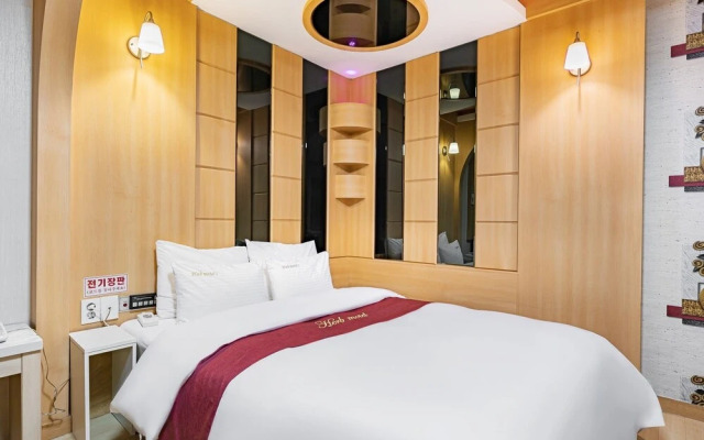 Suwon (Yeonghwadong) Herb Motel