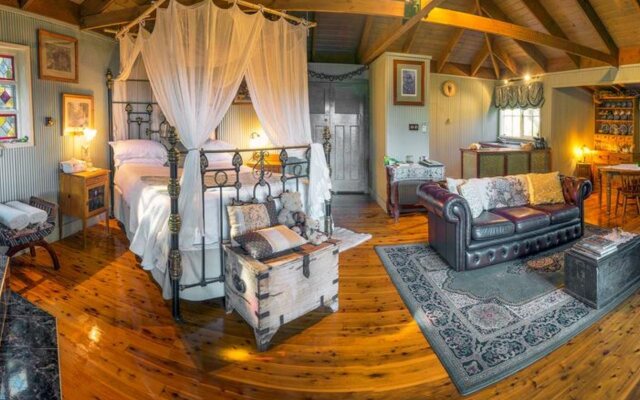 Observatory Cottages