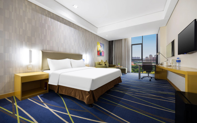 Holiday Inn Express Zhengzhou Airport