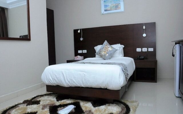 Geza Apartment Hotel