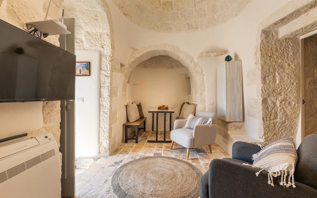 2456 Trullo Venti by Perle di Puglia