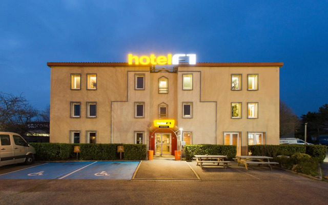 F1 Lyon Massieux Hotel