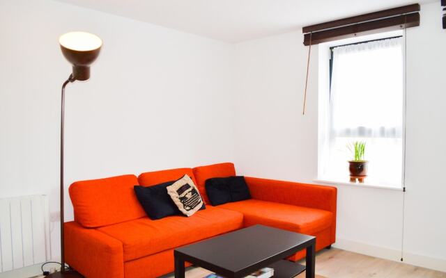 Spacious 2 Bedroom Home