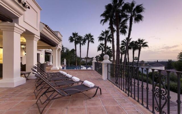 Modern Villa in Estepona With Private Pool