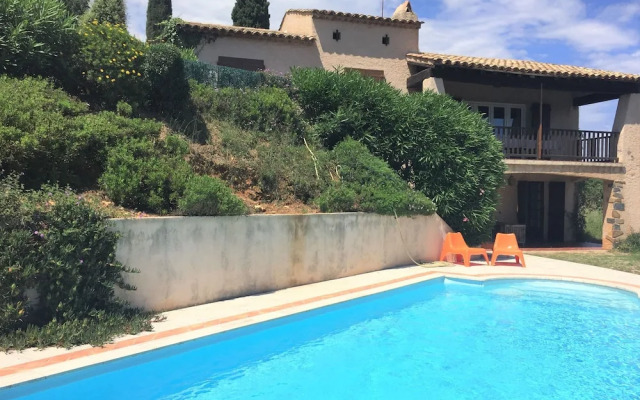 Modern Villa in La Croix-valmer With Private Pool