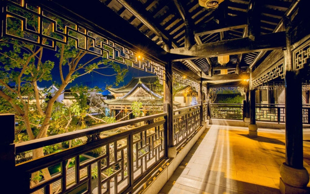 Xinhualian Lv Xin Gu Hotel