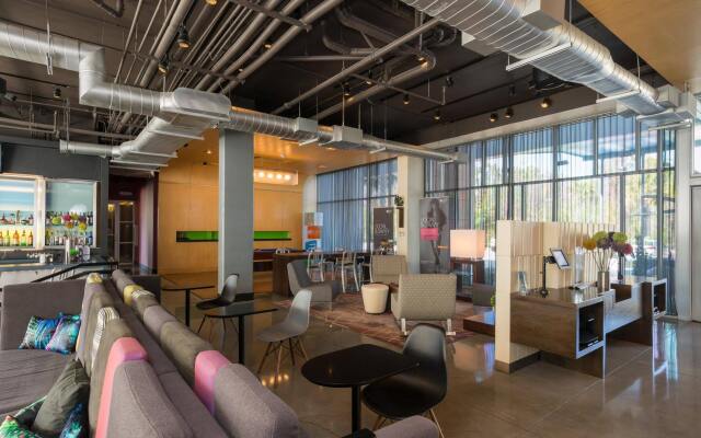 Aloft Charleston Airport & Convention Center