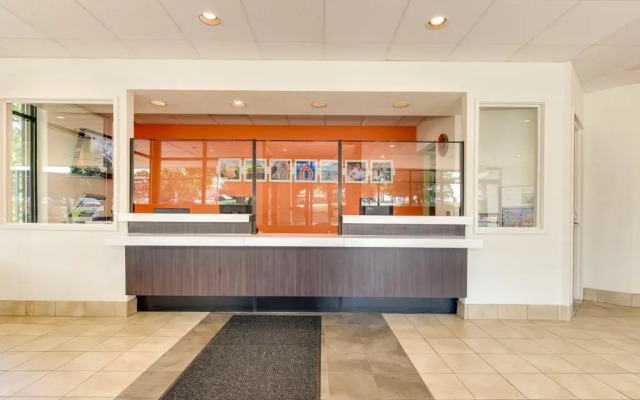 Rodeway Inn Baltimore - Inner Harbor South