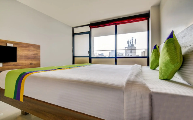 Hotel Sri Sai Suites