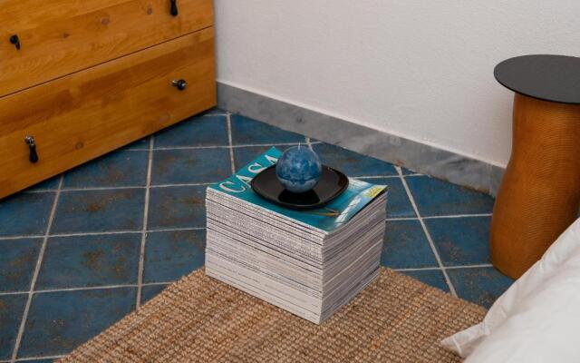 Light Blue - Apartment in the middle of everything