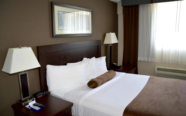 Coast Lethbridge Hotel & Conference Centre